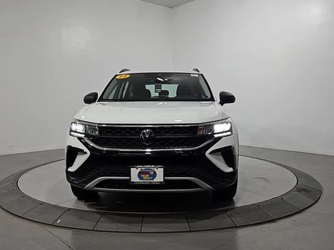 Used 2023 Volkswagen Taos S w/ Driver Assistance Package AWD/4WD image 9