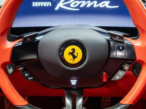 Used 2022 Ferrari Roma RWD image 74