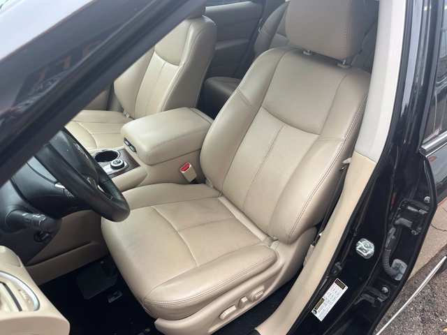 Used 2018 Nissan Pathfinder Platinum w/ Cargo Package AWD/4WD image 10