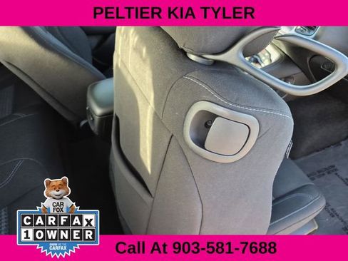 Used 2023 Dodge Challenger SXT w/ Cold Weather Group image 17