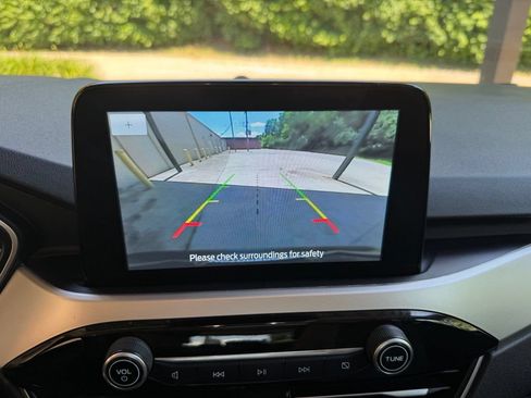 Used 2020 Ford Escape SE AWD/4WD image 17