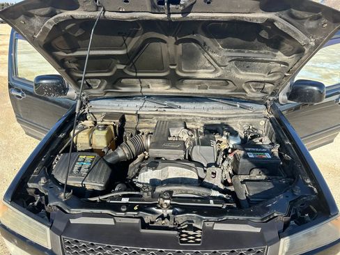 Used 2010 Chevrolet Colorado LT image 9