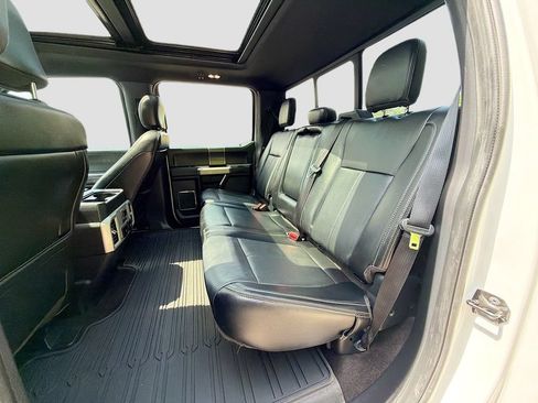 Used 2020 Ford F150 Lariat w/ Equipment Group 502A Luxury AWD/4WD image 26