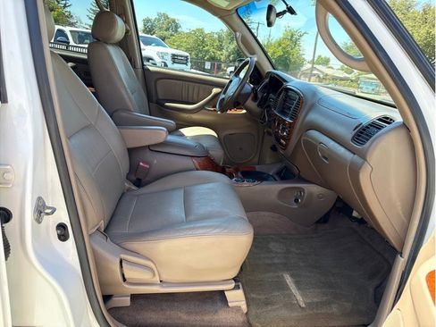 Used 2004 Toyota Tundra Limited image 20