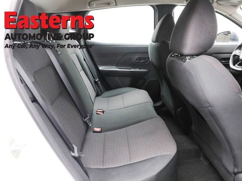 Used 2025 Nissan Kicks S image 23