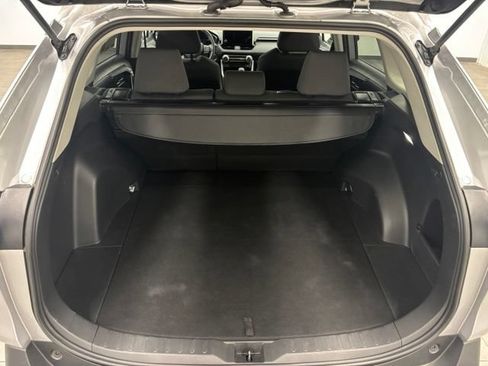 Used 2025 Toyota RAV4 XLE AWD/4WD image 7