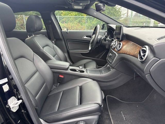 Used 2016 Mercedes-Benz GLA 250 4MATIC image 9