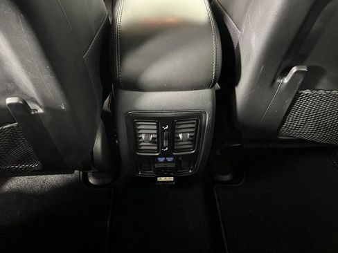 Used 2020 Jeep Grand Cherokee Limited image 41