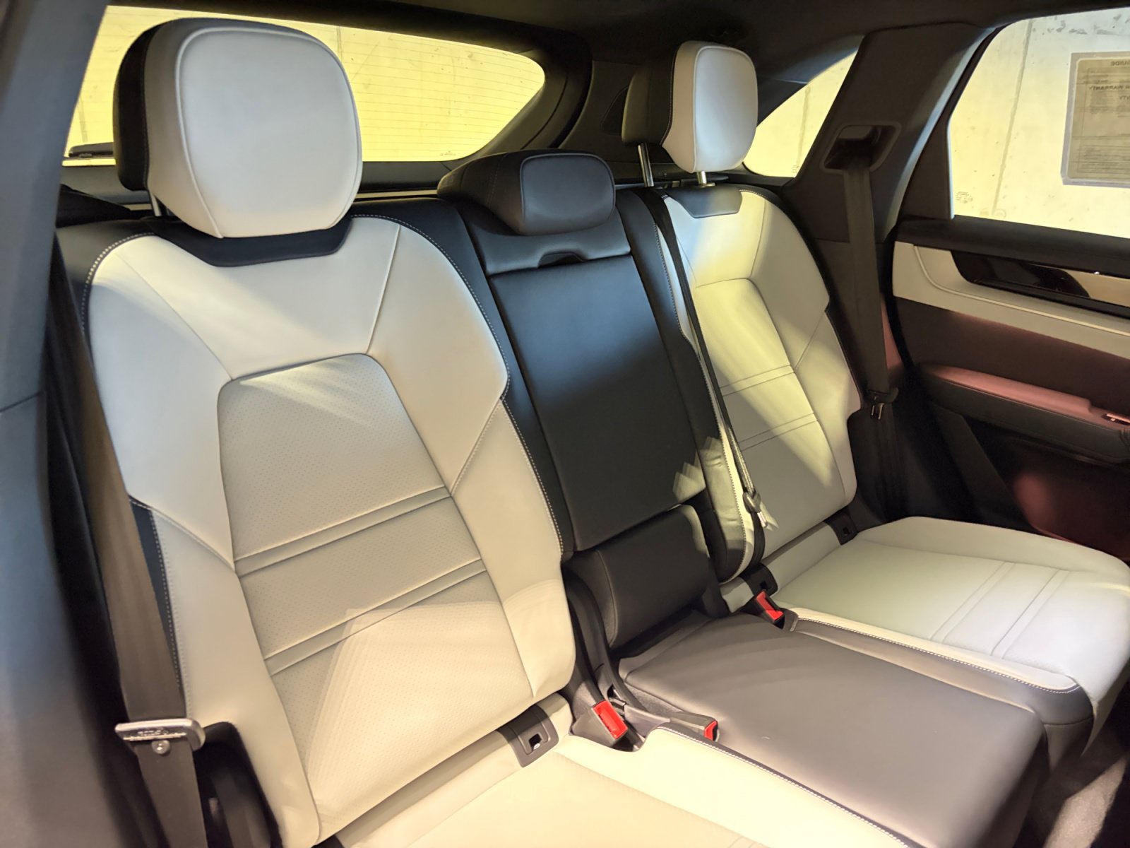 Certified 2026 Porsche Cayenne AWD/4WD image 27