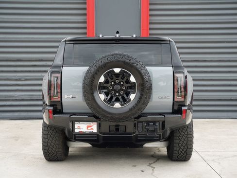 Used 2024 GMC Hummer EV 2X w/ Extreme Off-Road Package AWD/4WD image 10