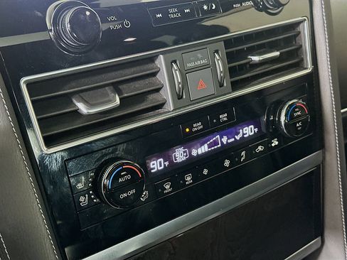 Used 2022 INFINITI QX80 Sensory w/ Cargo Package image 24