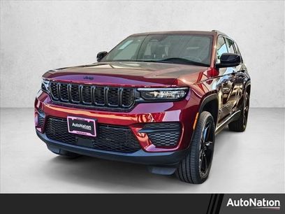 New 2025 Jeep Grand Cherokee Altitude w/ Trailer Tow Package