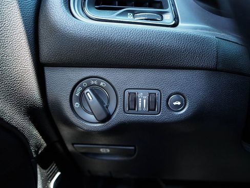 Used 2023 Dodge Challenger R/T w/ Blacktop Package image 28