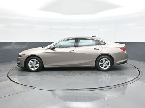 Used 2022 Chevrolet Malibu LS w/ Driver Confidence Package II image 4