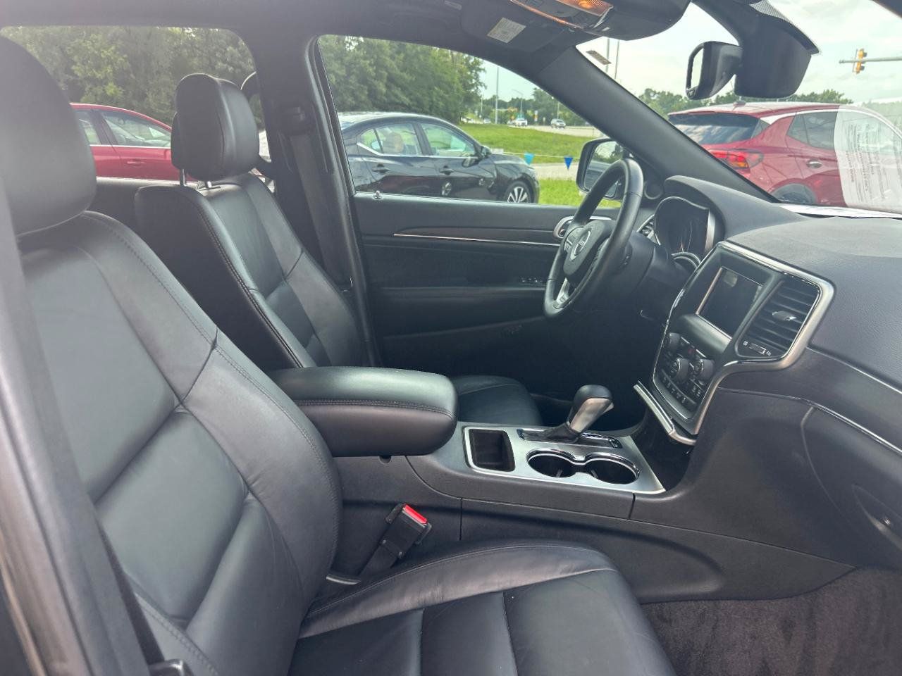 Used 2018 Jeep Grand Cherokee Limited RWD image 24