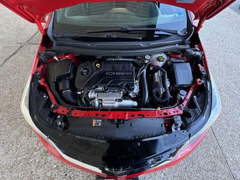 Used 2018 Chevrolet Cruze LT w/ Convenience Package image 29