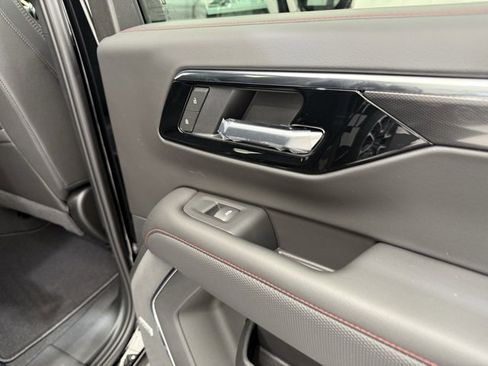 New 2025 Chevrolet Suburban RST w/ RST Capability Package image 29
