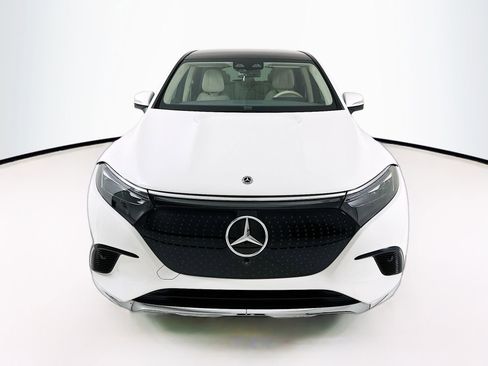 Used 2023 Mercedes-Benz EQS 450+ SUV image 2