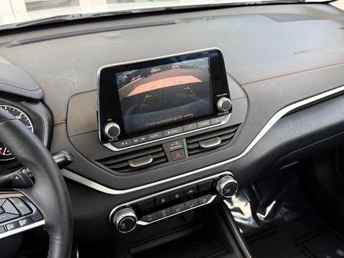 Used 2019 Nissan Altima 2.5 SR FWD image 33