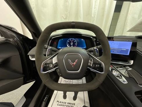 Used 2024 Chevrolet Corvette Stingray Preferred Conv RWD image 18