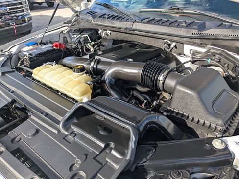 Used 2020 Ford F150 Platinum w/ Equipment Group 701A Luxury image 33