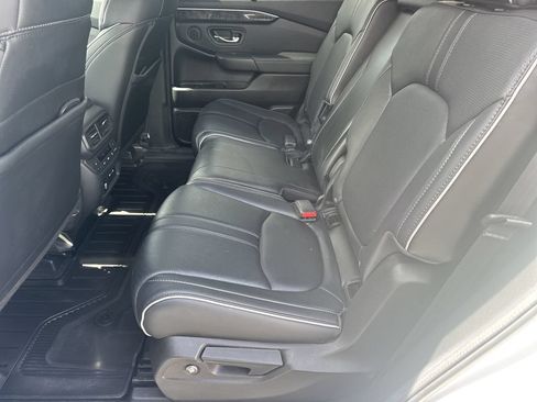 Used 2024 Honda Pilot Elite image 20