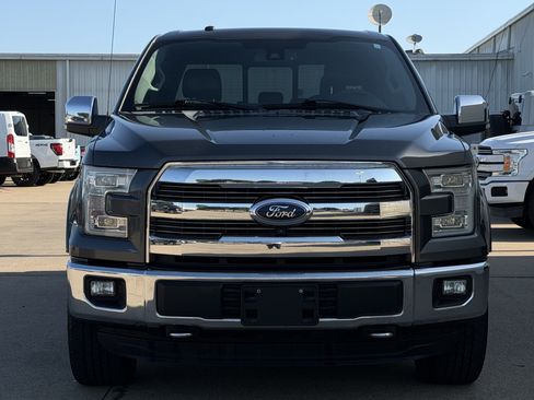 Used 2016 Ford F150 Lariat w/ Equipment Group 502A Luxury AWD/4WD image 11