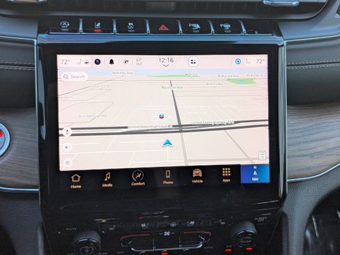 Used 2024 Jeep Grand Cherokee Summit w/ High Altitude Package image 26