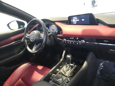 Used 2021 MAZDA MAZDA3 Hatchback w/Premium Plus Pkg AWD/4WD image 11