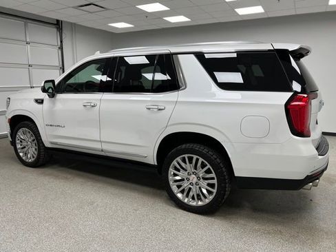 Used 2023 GMC Yukon Denali image 6