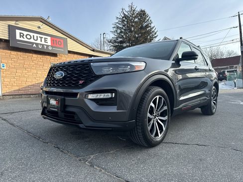 Used 2020 Ford Explorer ST image 1
