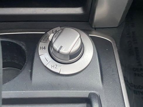 Used 2019 Toyota 4Runner SR5 Premium AWD/4WD image 18
