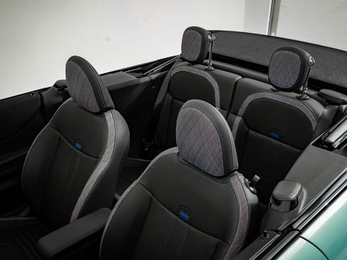 New 2026 MINI Cooper S image 15