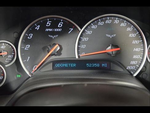 Used 2006 Chevrolet Corvette Convertible w/ Preferred Equipment Group RWD image 18