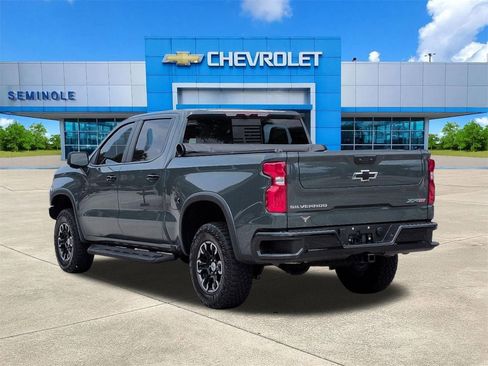 Used 2025 Chevrolet Silverado 1500 ZR2 AWD/4WD image 3
