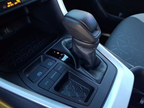 Used 2024 Toyota RAV4 XLE image 36