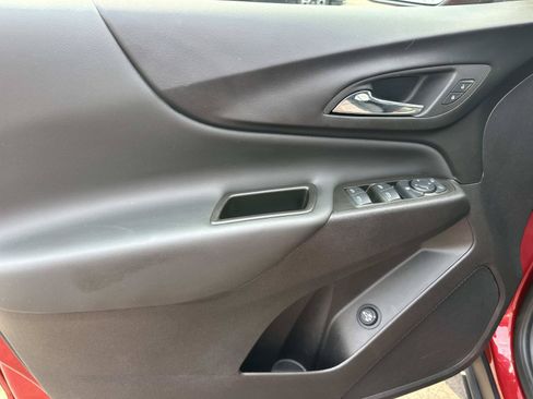 Certified 2024 Chevrolet Equinox LT w/ LPO, Floor Liner Package FWD image 14