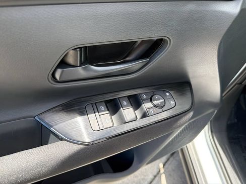 Used 2026 Nissan Kicks S FWD image 15