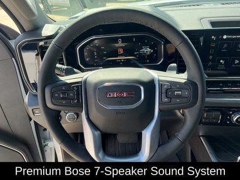 New 2026 GMC Sierra 1500 SLT image 17
