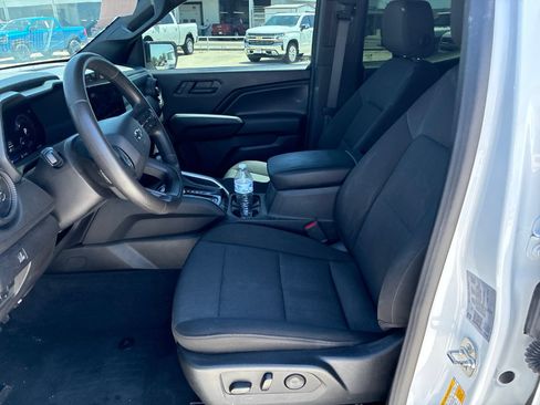 Used 2024 Chevrolet Colorado Trail Boss w/ Advanced Trailering Package AWD/4WD image 12
