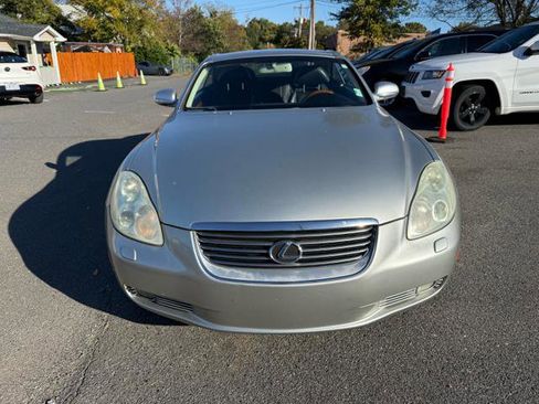 Used 2002 Lexus SC 430 Convertible image 2