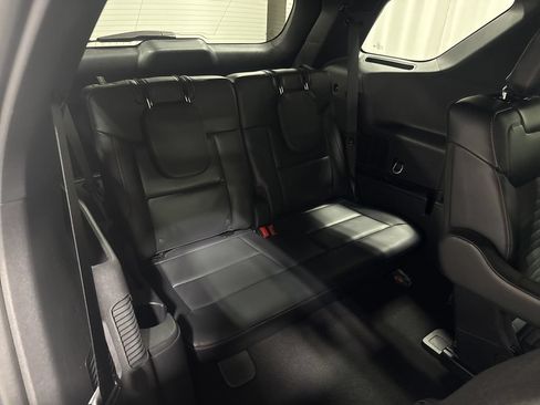 Used 2025 Ford Explorer ST-Line AWD/4WD image 19