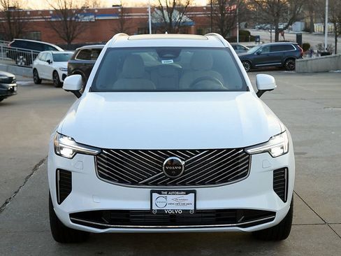 New 2026 Volvo XC90 T8 Plus w/ Protection Package Premier image 5