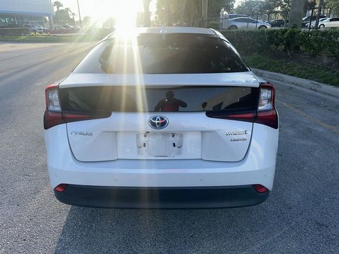 Used 2019 Toyota Prius Limited FWD image 4