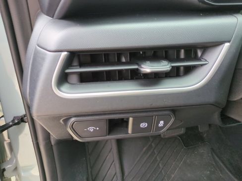 Used 2025 Kia K4 FWD image 13