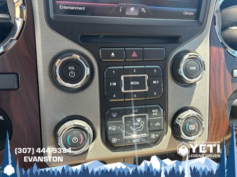 Used 2013 Ford F450 Lariat w/ Lariat Ultimate Pkg AWD/4WD image 22