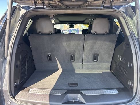 Used 2024 Chevrolet Tahoe Premier w/ Premium Package AWD/4WD image 37