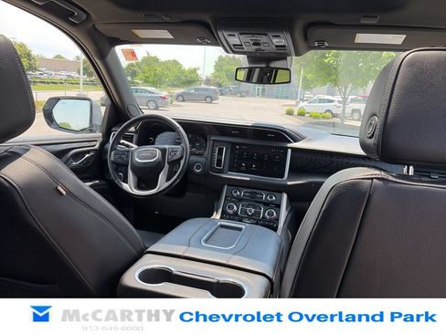 Used 2024 GMC Yukon Denali AWD/4WD image 39