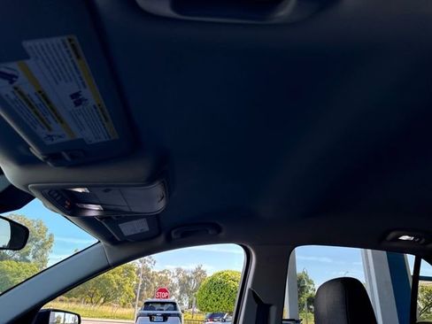 Used 2022 Chevrolet Equinox LT image 20