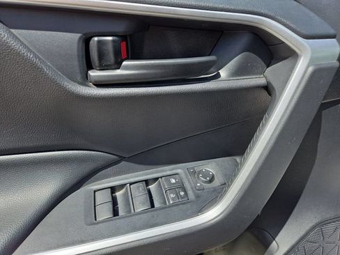 Used 2020 Toyota RAV4 LE w/ All Weather Liner Package FWD image 15